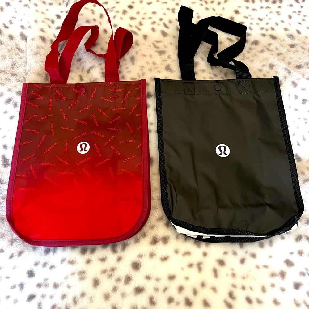 Lululemon athletic small bag